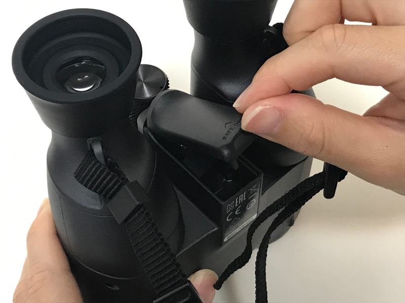 キヤノン 10x20 ISの電池3